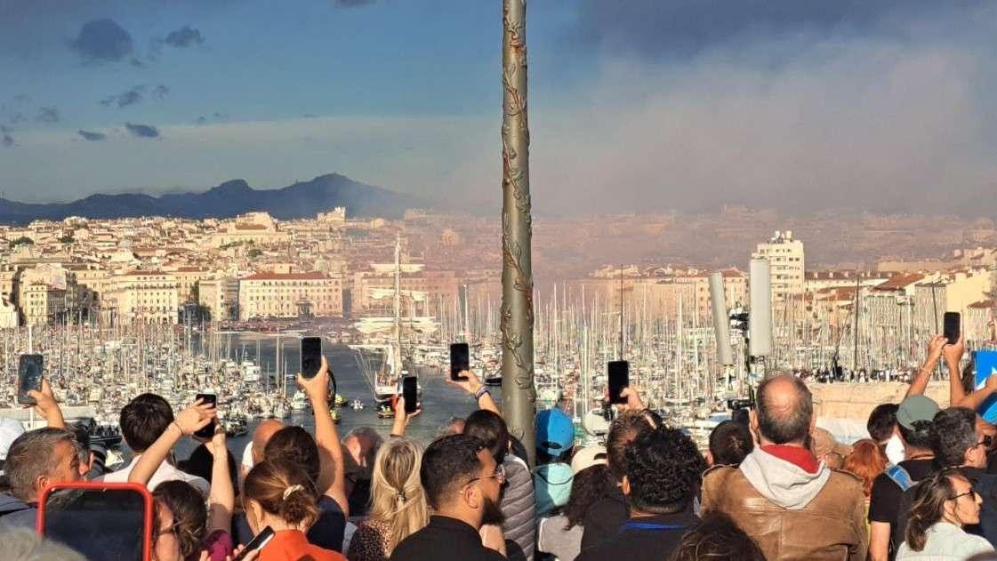 Flamme olympique : Suivez la première journée de relais à Marseille