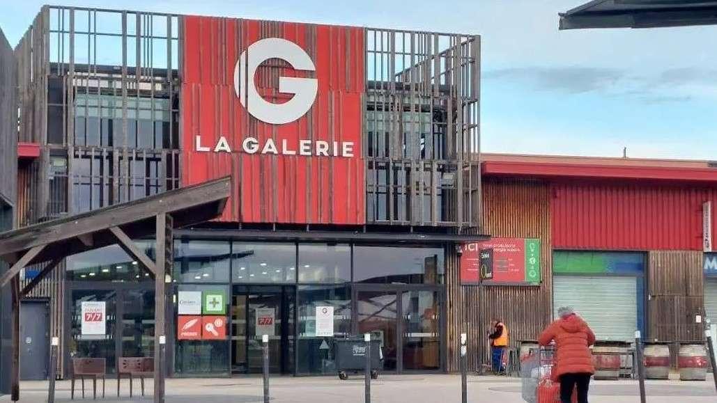 Casino a cédé 121 magasins à Auchan, Les Mousquetaires et Carrefour